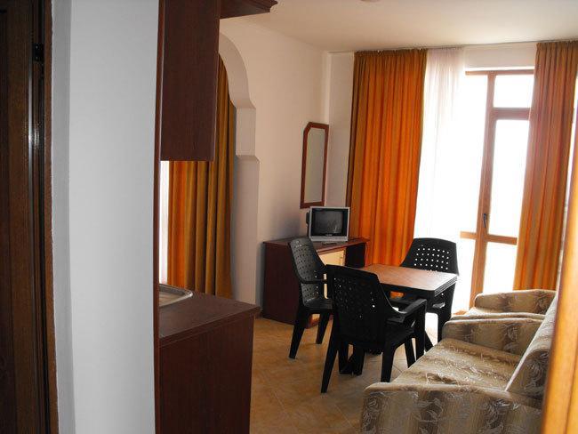 Svetlana Hotel ビャラ エクステリア 写真