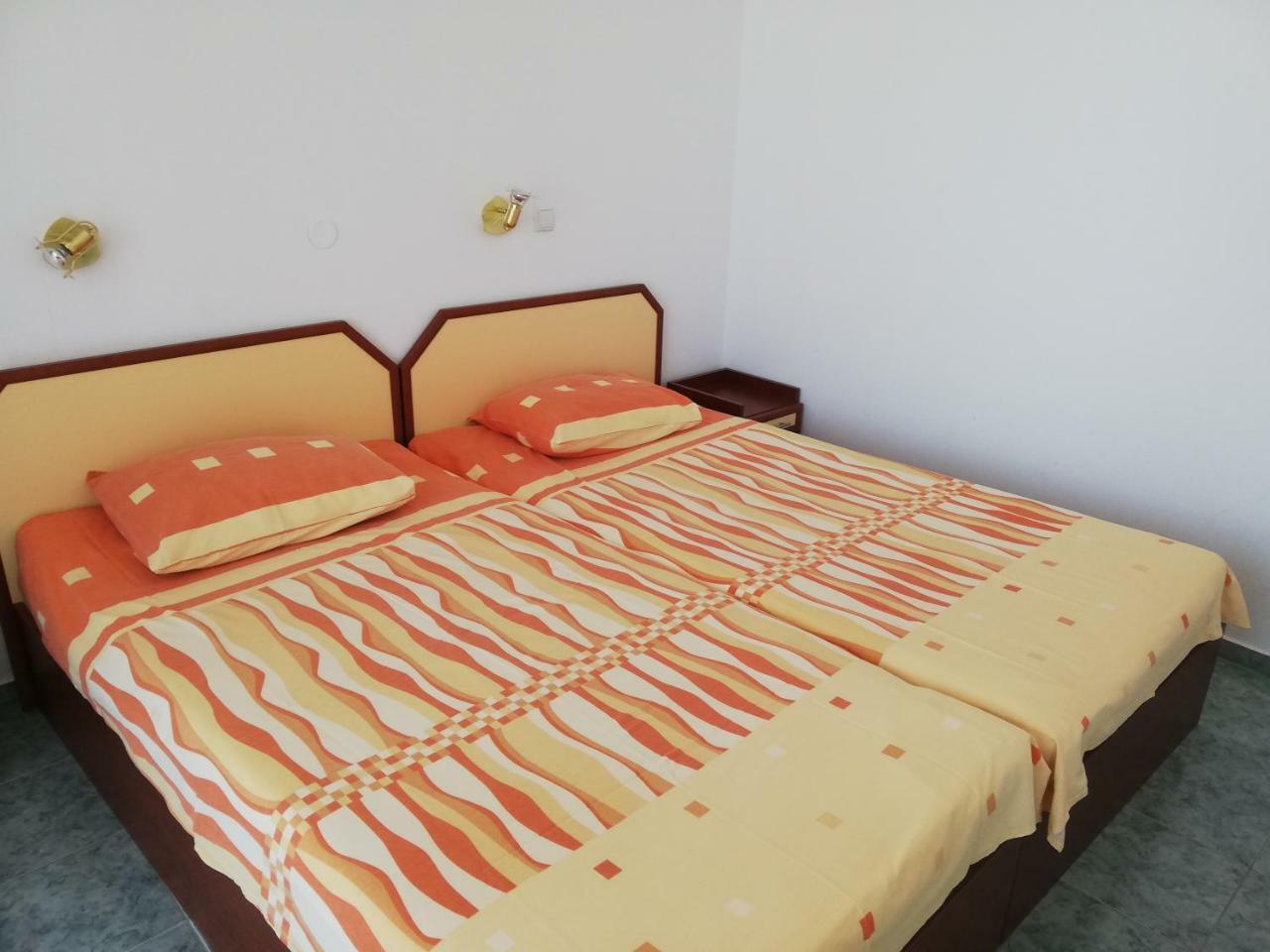 Svetlana Hotel ビャラ エクステリア 写真